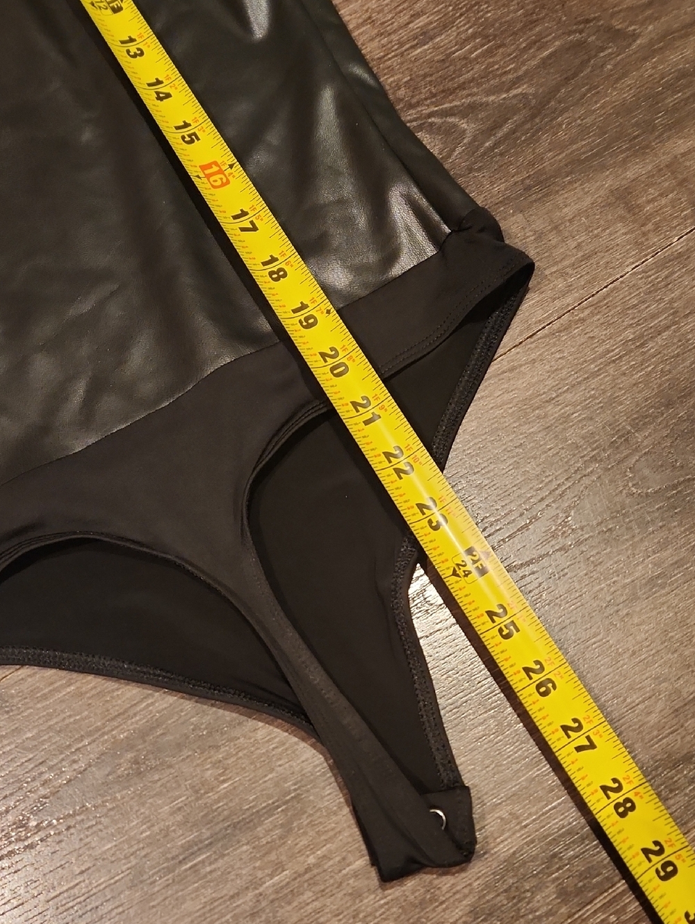 ❤️ EXPRESS BODY CONTOUR BLACK VEGAN LEATHER THONG BODYSUIT, SMALL - Picture 9 of 9